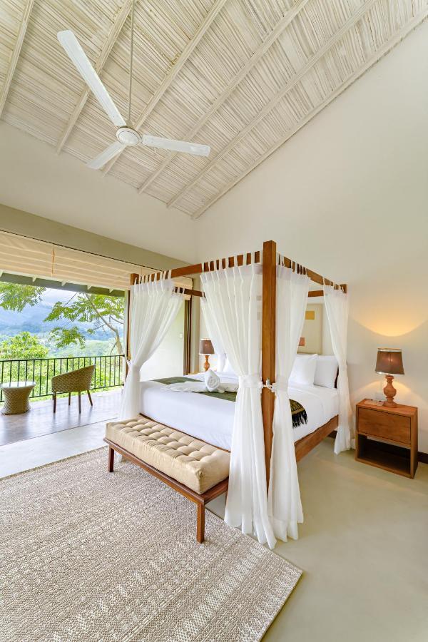 Celestial Hills - Villas & Suites By The Clarks كاندي المظهر الخارجي الصورة